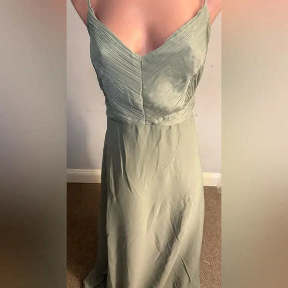 ASOS DESIGN Bridesmaid cami maxi dress with ruched bodice and tie waist - Picture 6 of 6